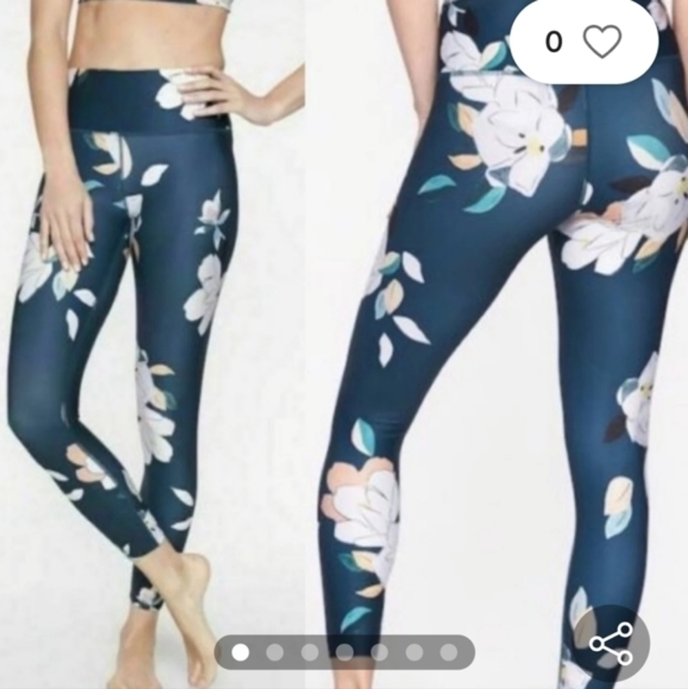 Athleta Floral Elation 7/8 tight leggings‎